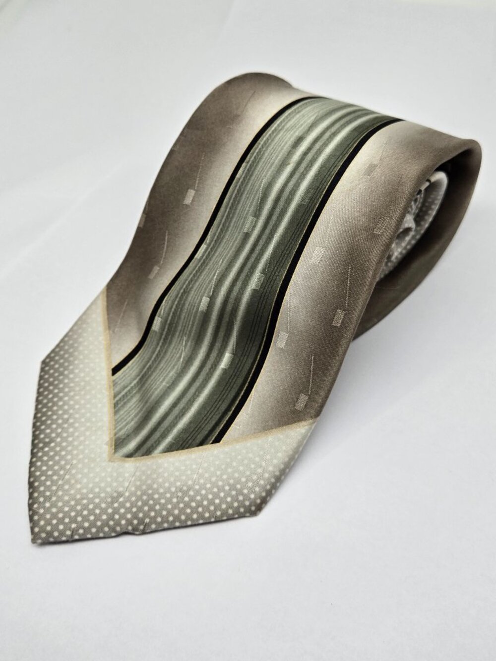 Pierre Cardin 100% Silk Abstract Mens Tie, 61"